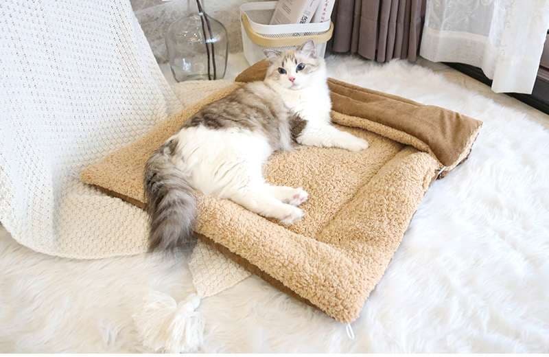 ペットマット 猫用 もこもこ包み込むねこ寝ぶくろ