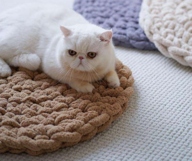 ペットマット 猫用 もこもこ編み玉マット