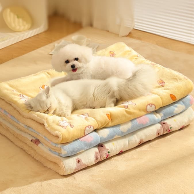 ペットマット 犬猫兼用 もこもこふわふわ オールシーズンマット