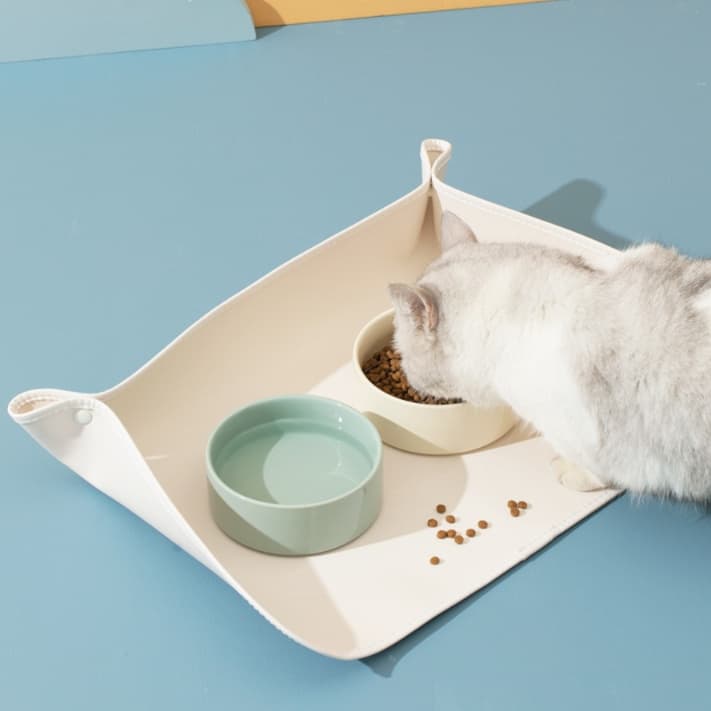 ペットマット 犬猫兼用 高級防水食事マット
