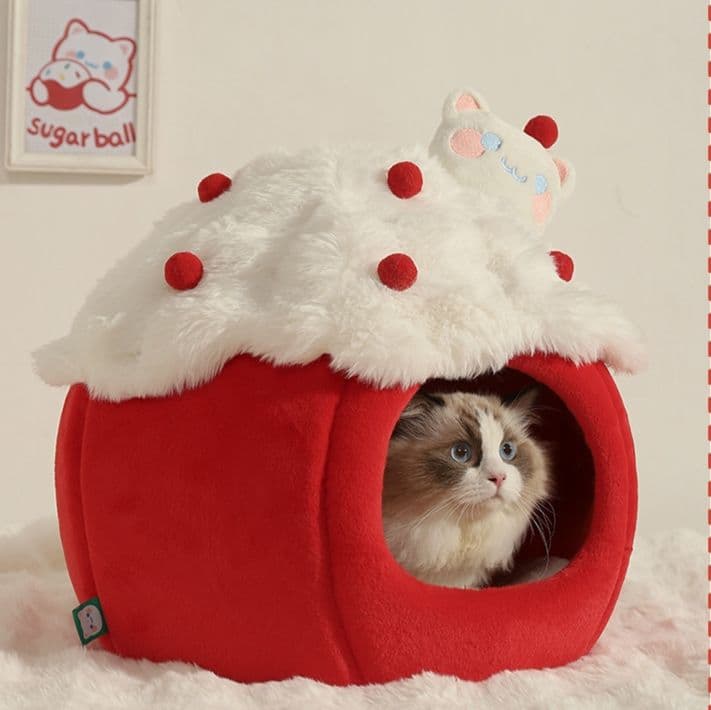 ペットマット 猫用 ふわふわ苺ケーキ型隠れ家ベッド