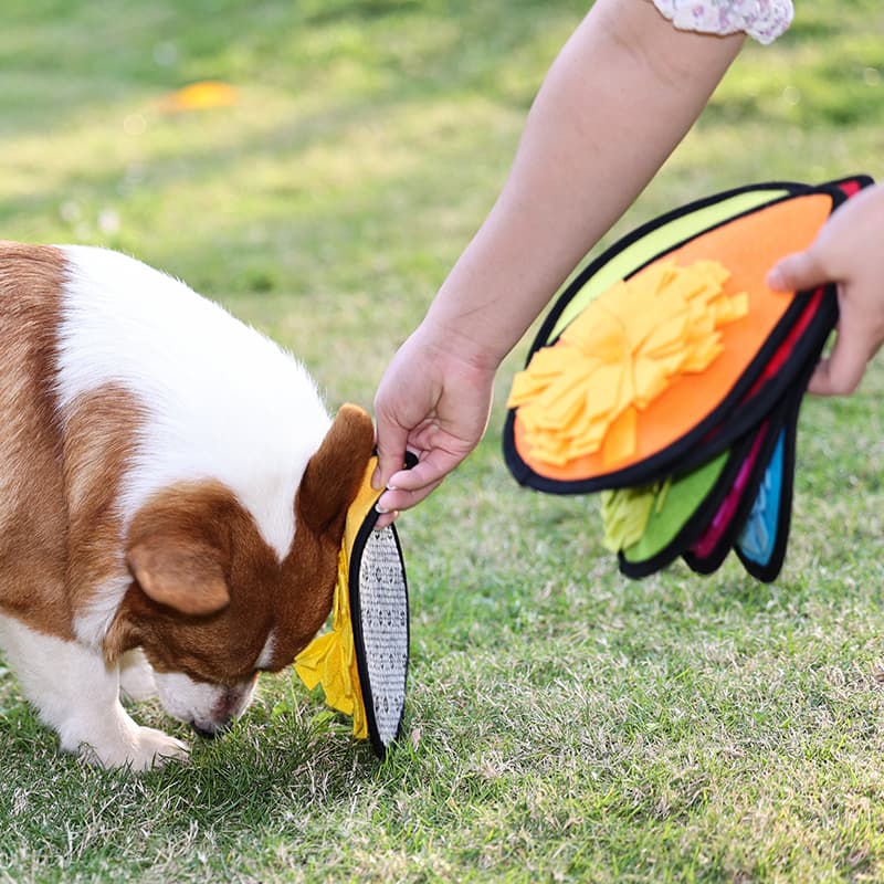 ペットマット 犬猫兼用 お花の形ペット早食い防止マット