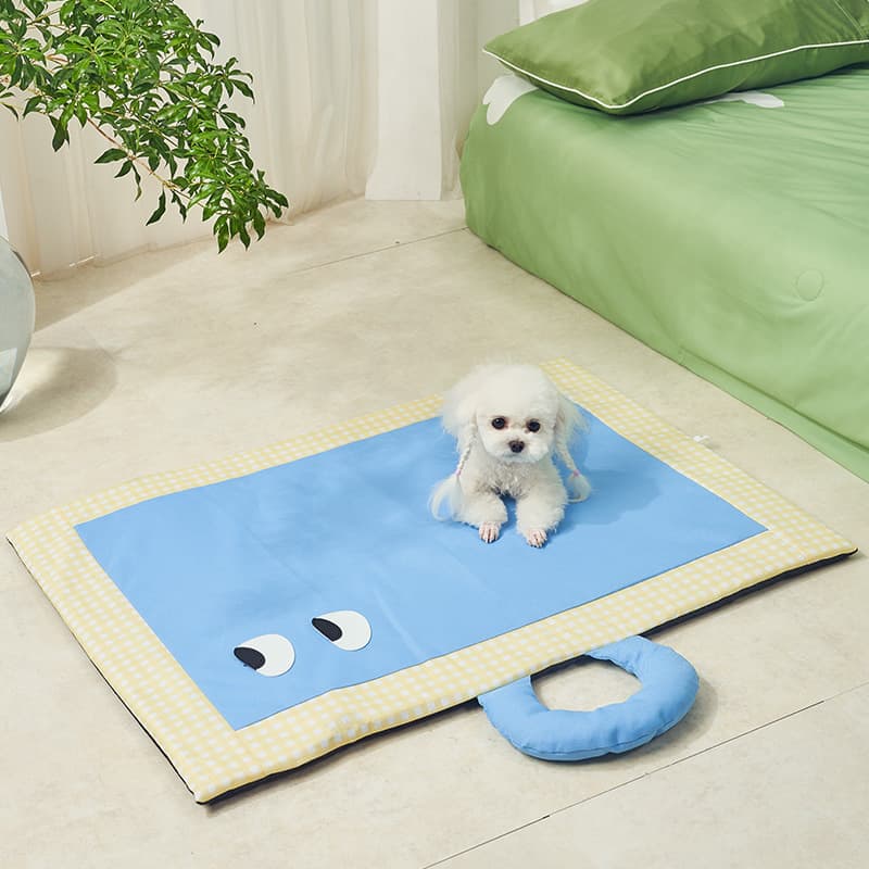 ペットマット 犬猫兼用 おひるねマット しっぽ付きマット
