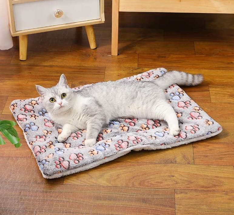 ペットマット 猫用 ふんわりフリル付きマット