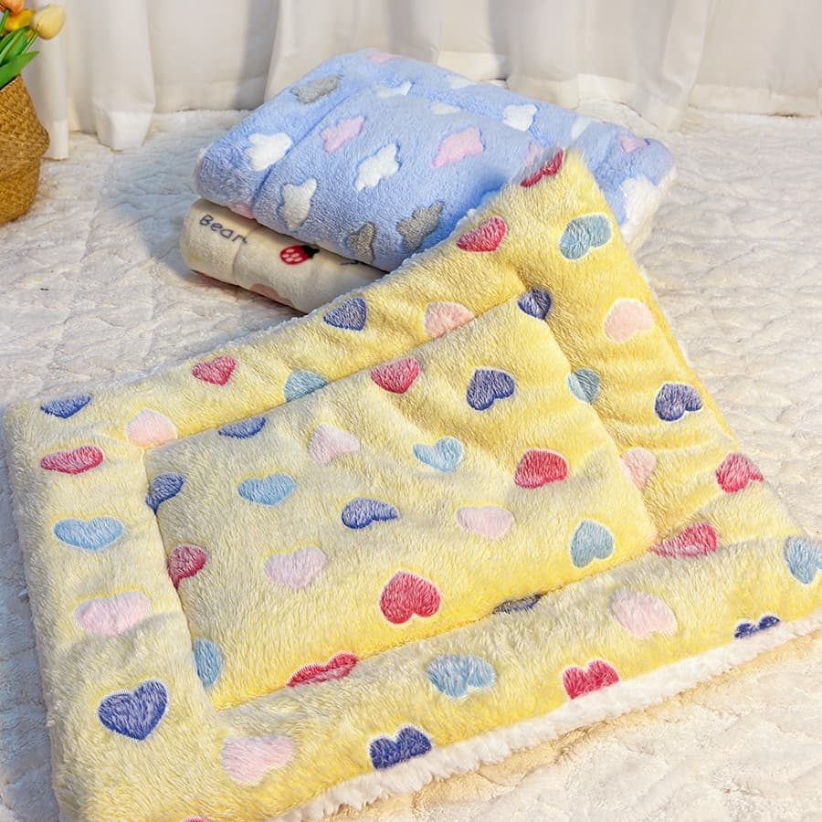 ペットマット 猫用 もこもこマット暖かい冬用お昼寝ラグ
