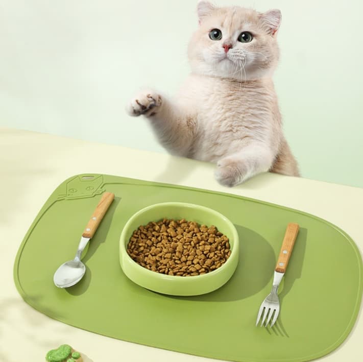 ペットマット 犬猫兼用 やさしいペットのお食事マット