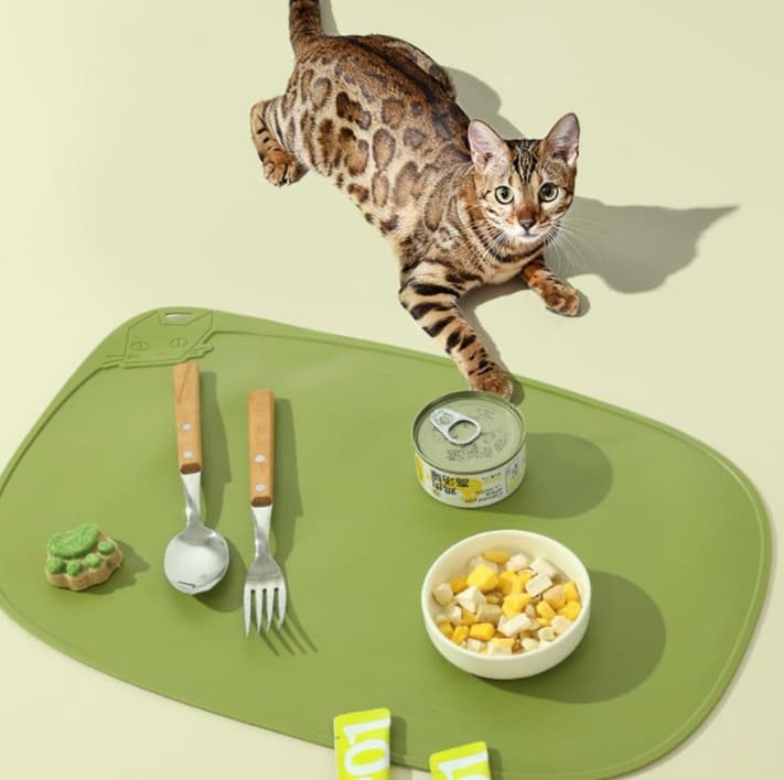 ペットマット 犬猫兼用 やさしいペットのお食事マット