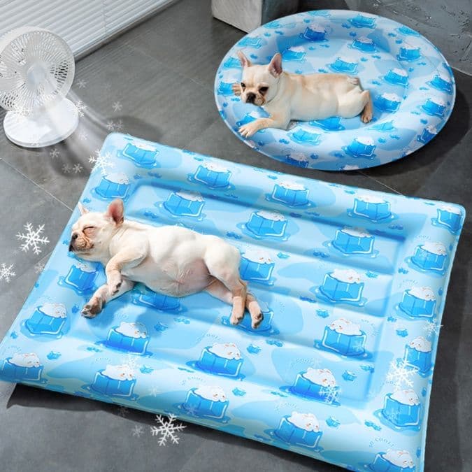 ペットマット 犬猫兼用 ひんやり快眠マット 夏の涼