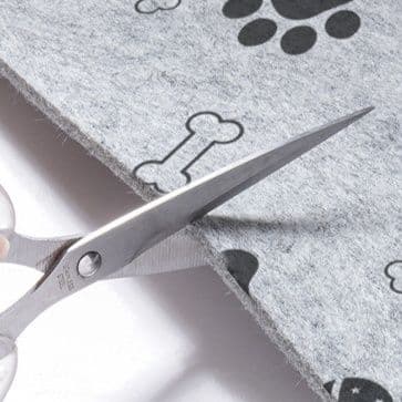 ペットマット 犬用 可愛い骨と足跡柄の滑り止め付き大判マット
