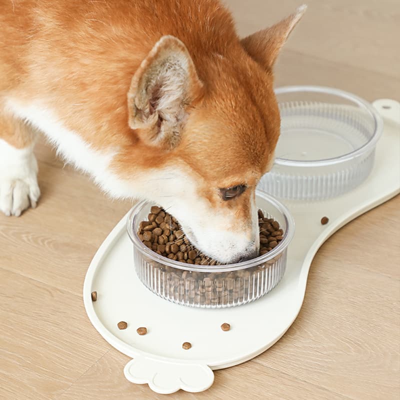 ペットマット 犬猫兼用 かわいい肉球フード&ウォーターセット